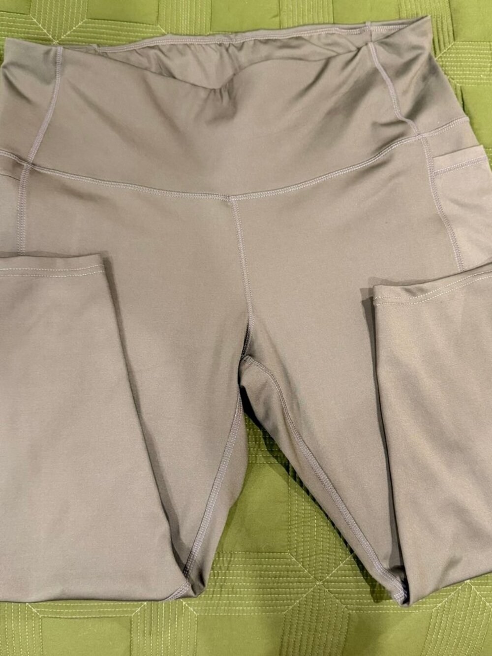 Adrienne Vittadini Capris 2X